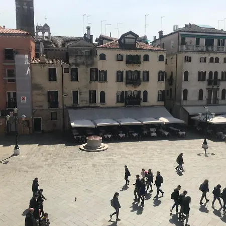 Appartamento Homes & Holidays *