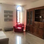 Homes & Holidays