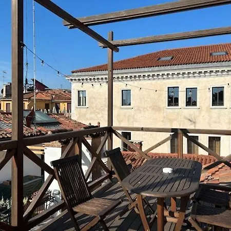 Apartment Homes & Holidays Venice