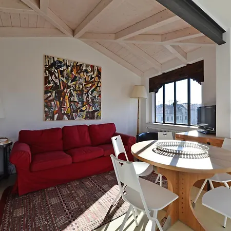 Homes & Holidays Apartment Venice