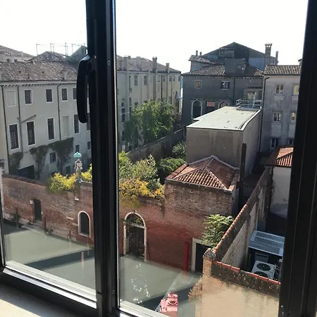 Apartment Homes & Holidays Venice