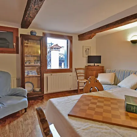 Homes & Holidays * Venezia