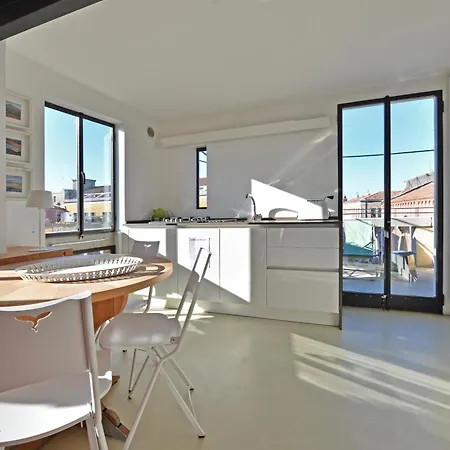 Appartamento Homes & Holidays *