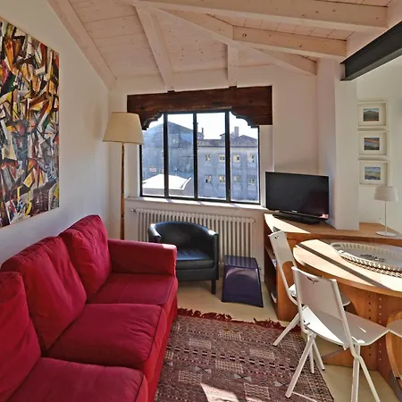 Homes & Holidays Appartamento Venezia